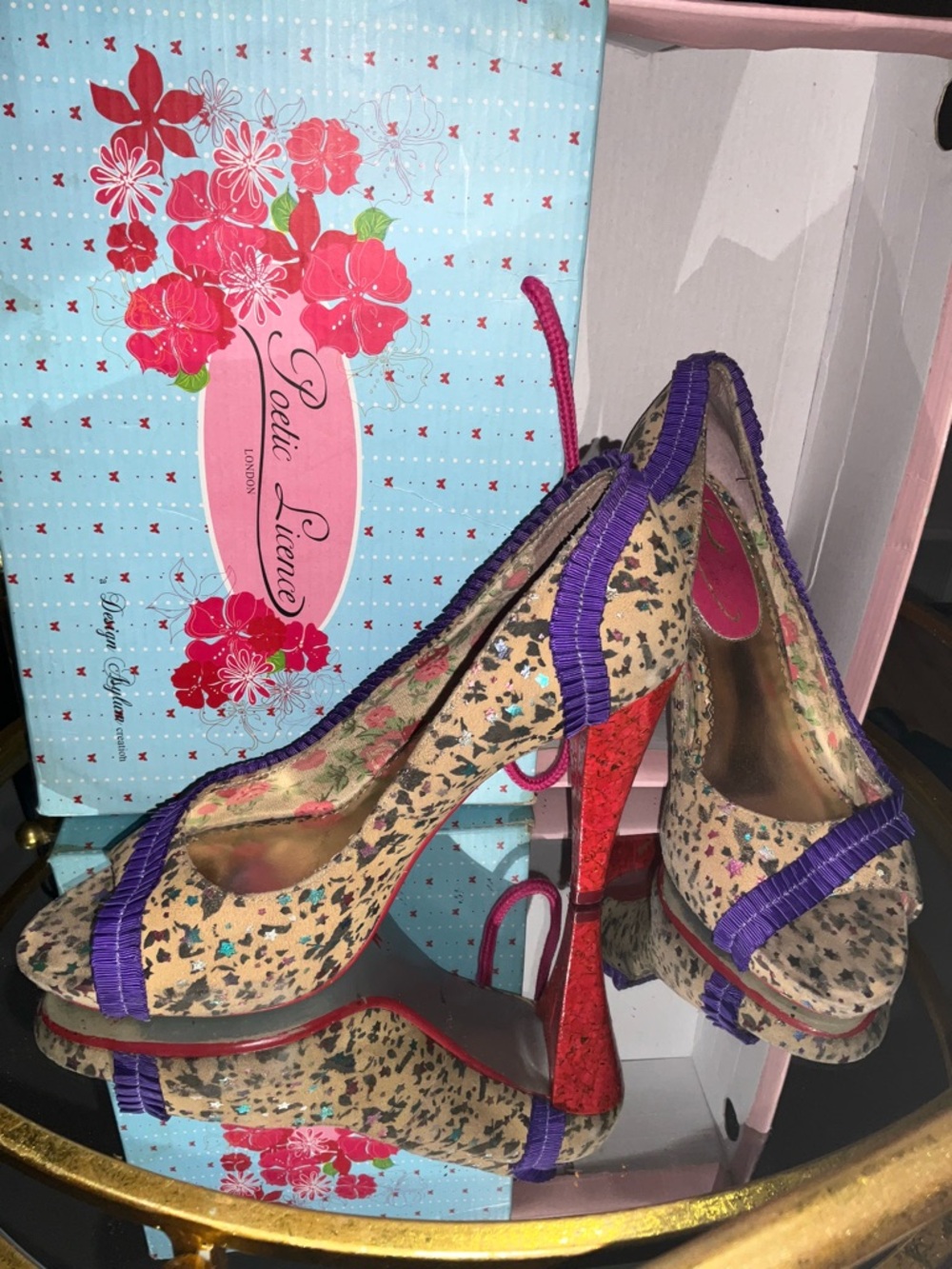 Poetic Licence London Peep Toe Heels Star Print Pink Heel Size 10M w/Box